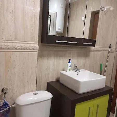 Toni / 2bedrooms Apartment *